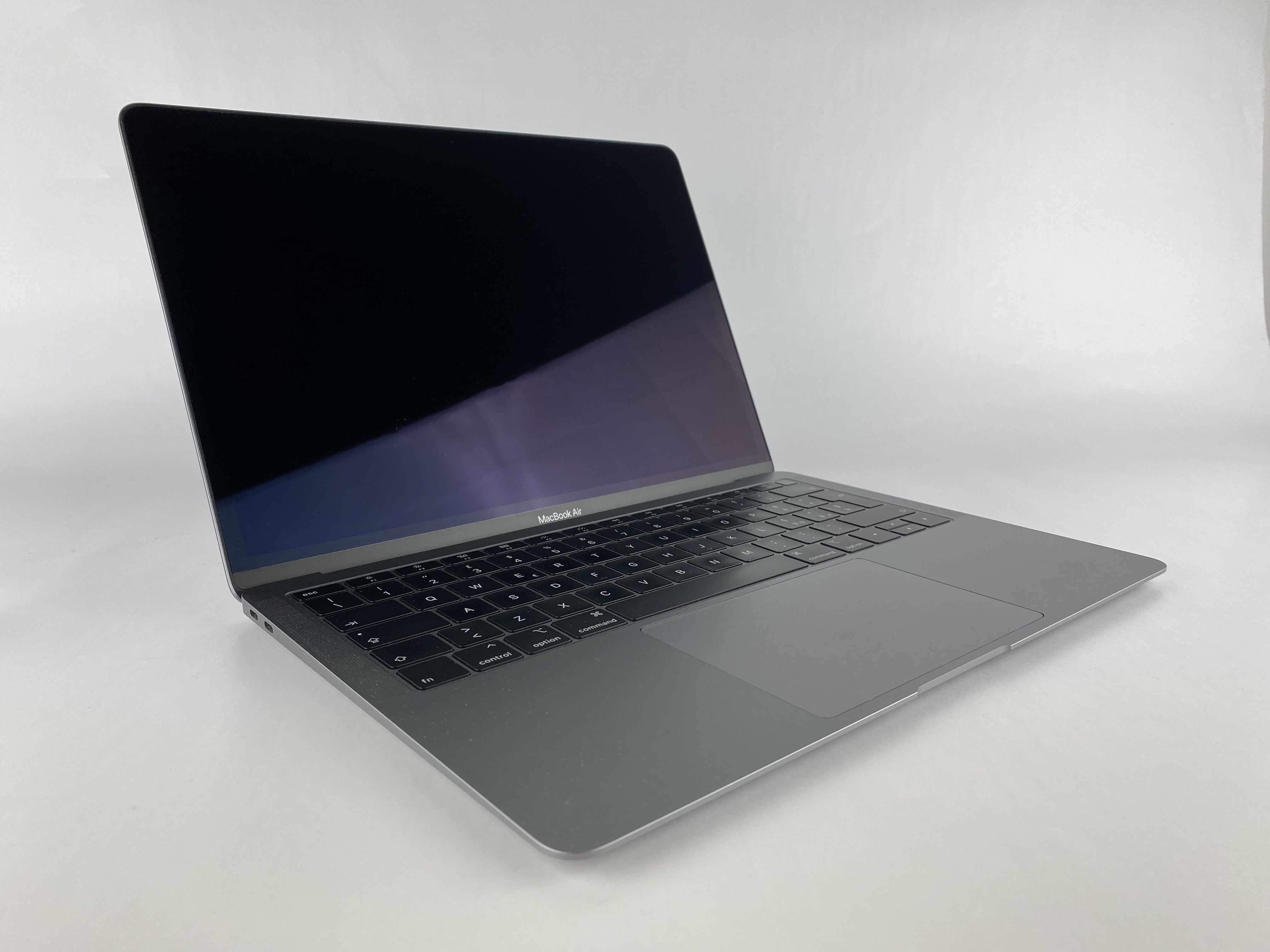 MacBook Air 2020 13" M1 MGN73T/A CTO A2337 – M1 8C CPU 7C GPU – Grigio siderale (Space Gray)