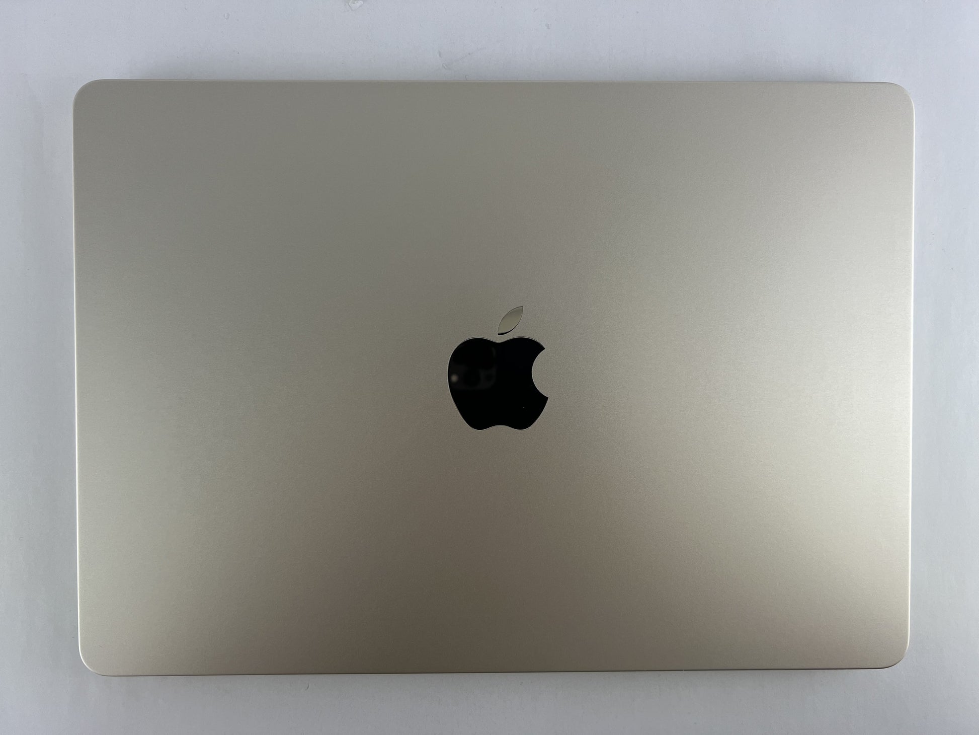 MacBook Air 13,6" 2022 Chip Apple M2 A2681 MLXW3T/A – M2 8C CPU 10C GPU – Galassia