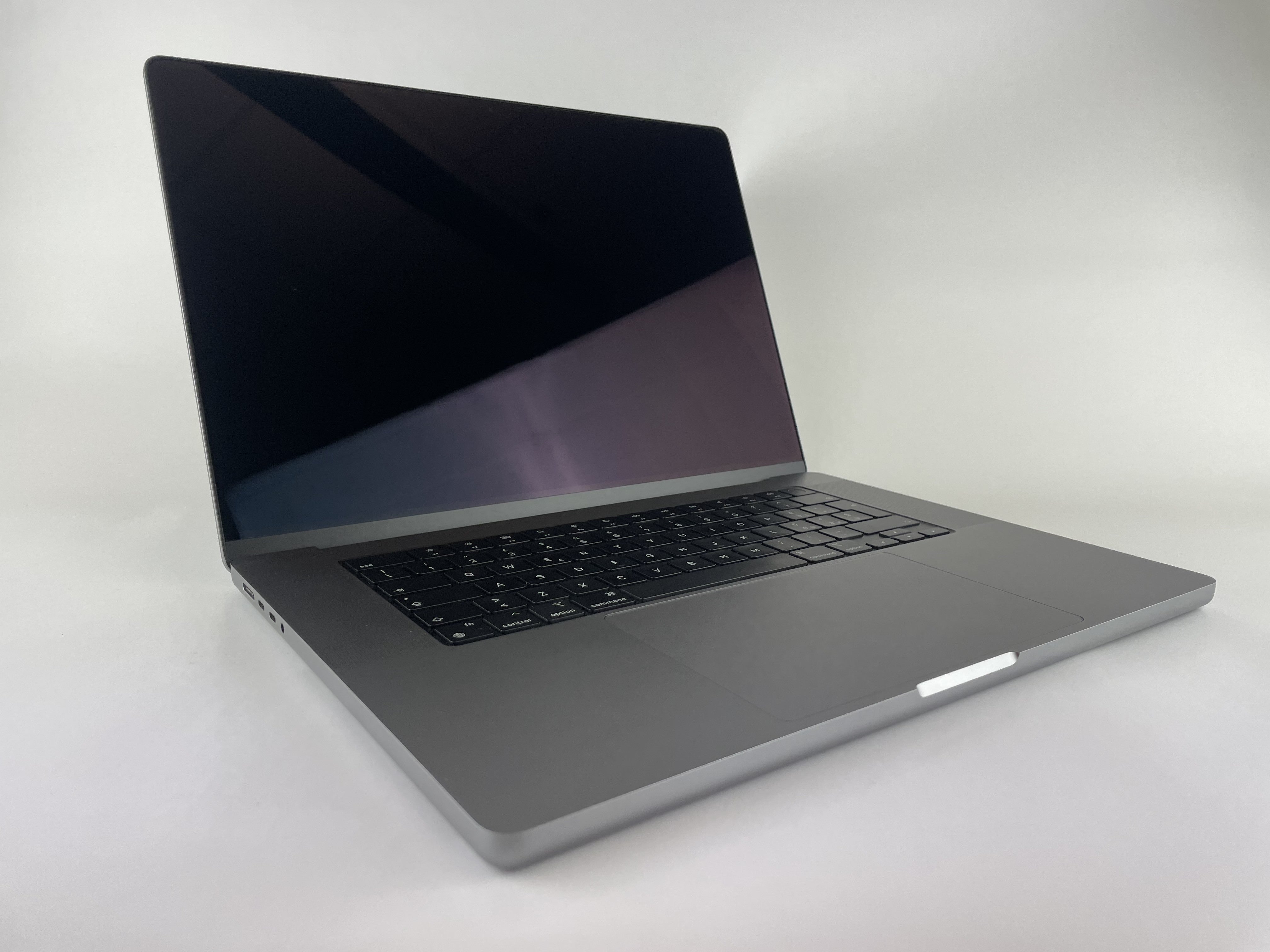 MacBook Pro 16" 2021 Chip Apple M1 Pro A2485 MK183T/A – M1 Pro 10C CPU 16C GPU – Grigio siderale (Space Gray)