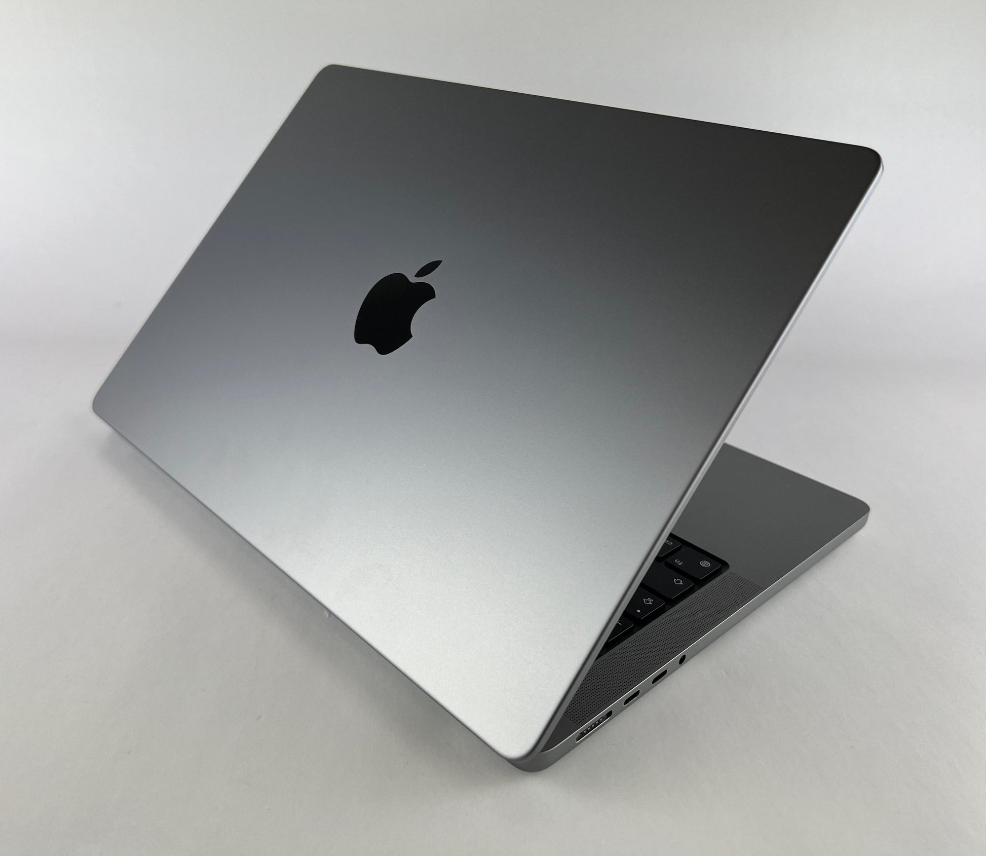 MacBook Pro 14" 2021 Chip Apple M1 Max A2442 – M1 Max 10C CPU 32C GPU – Grigio siderale (Space Gray)