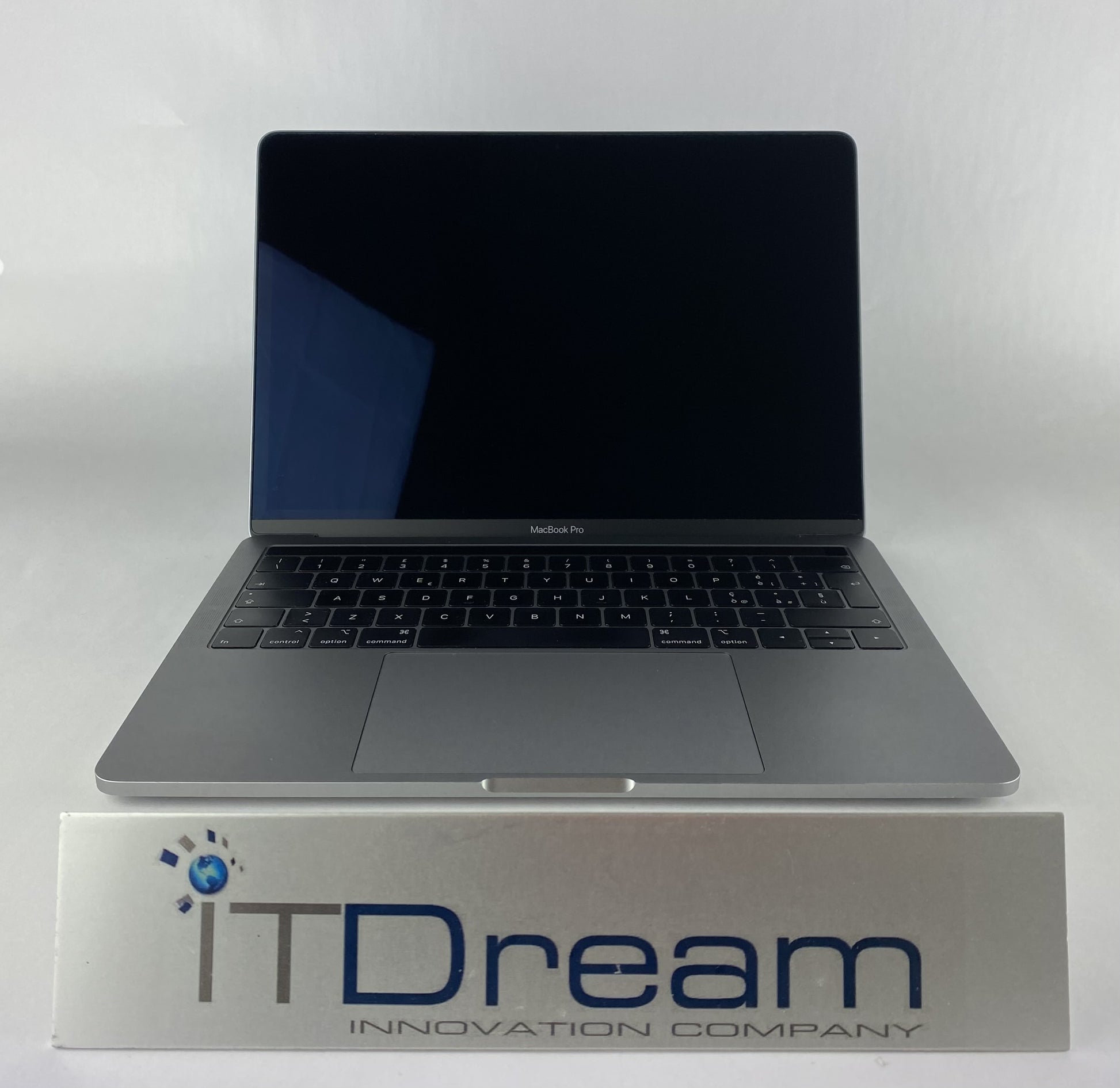 MacBook Pro 13" 2022 Chip Apple M2 MNEH3T/A MNEJ3T/A A2338 – M2 8C CPU 10C GPU – Grigio siderale (Space Gray)