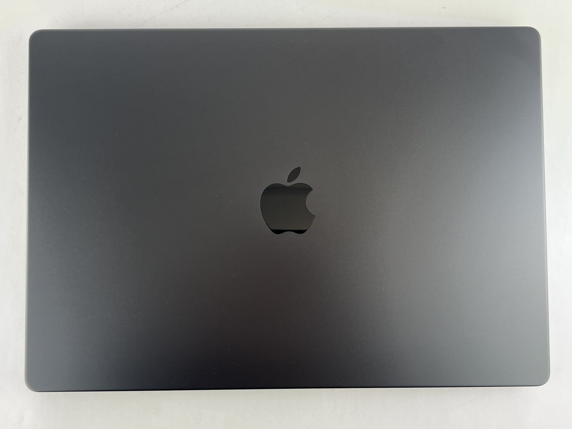MacBook Pro 16" (fine 2023) Chip Apple M3 Pro A2991 MRW13T/A – M3 Pro 12C CPU 18C GPU – Nero (Space Black)