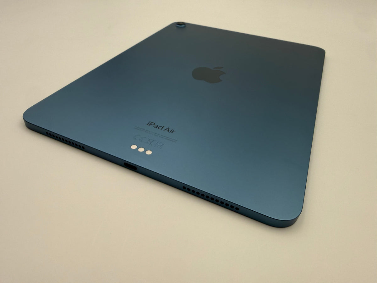 iPad Air 10.9" Apple M1 5th Gen WiFi 64GB Blue - OUTLET