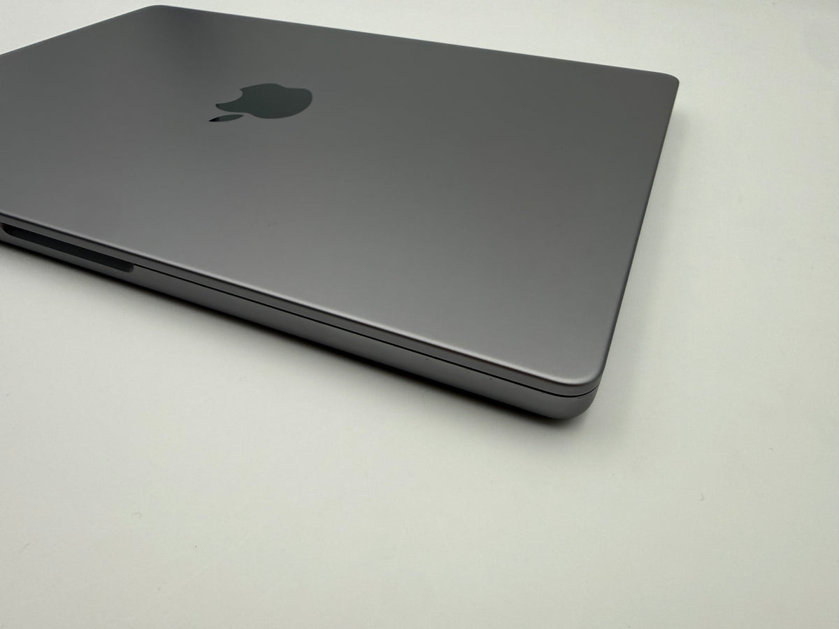 MacBook Pro 14" M1 Pro 16GB 1TB 16-core GPU – OUTLET – English International