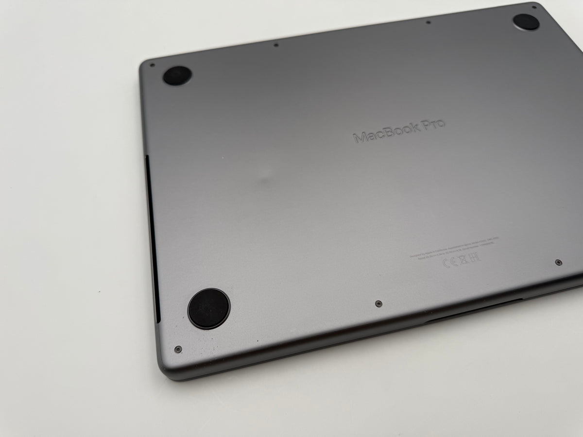 MacBook Pro 14" M1 Pro 16GB 1TB 16-core GPU – OUTLET – English International
