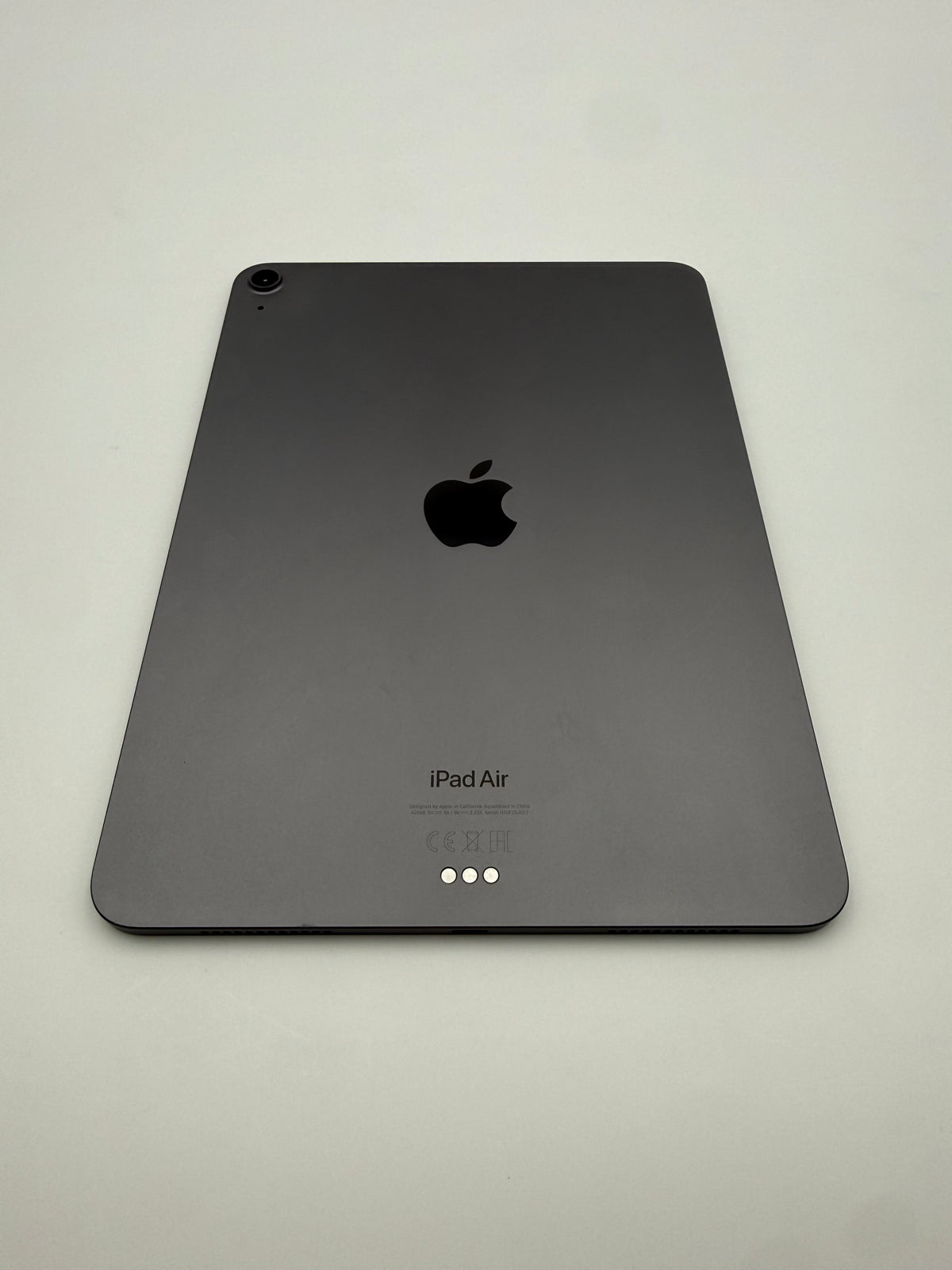 iPad Air 10.9" Apple M1 5th Gen WiFi 256GB Space Gray - OUTLET #01