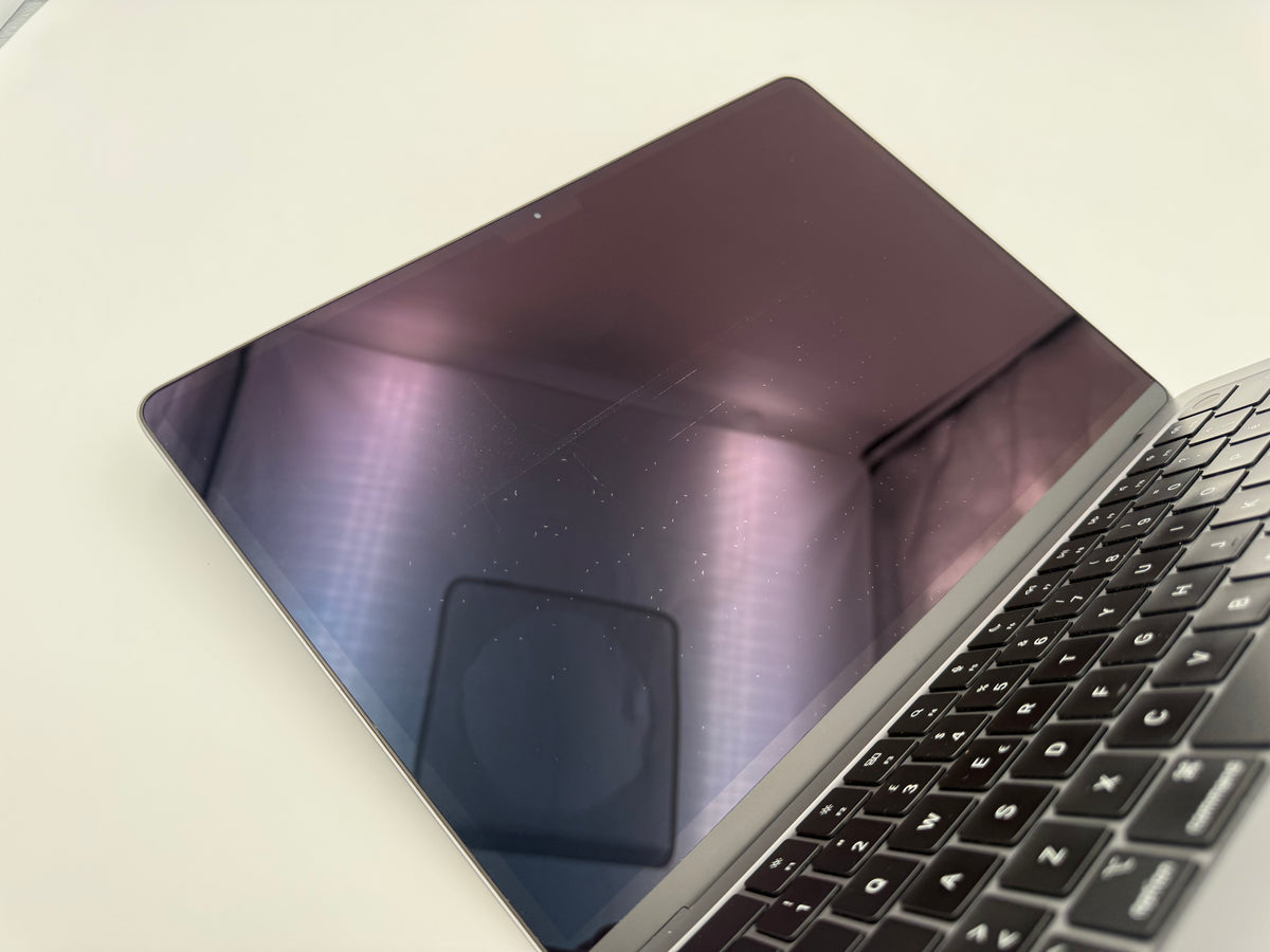 MacBook Air 13.6" M2 16GB 512GB 10-core GPU – OUTLET#02