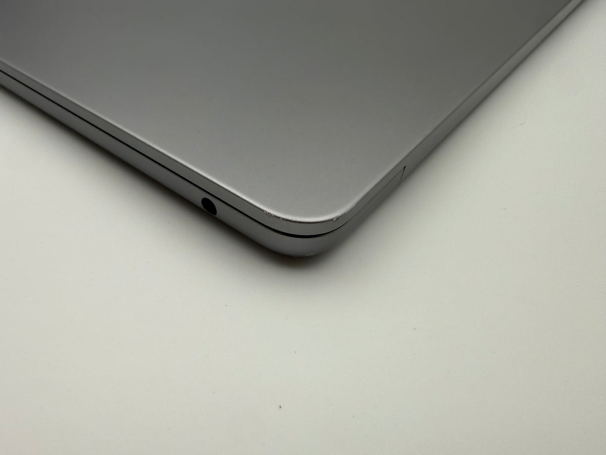MacBook Air 13.6" M2 16GB 512GB 10-core GPU – OUTLET#03