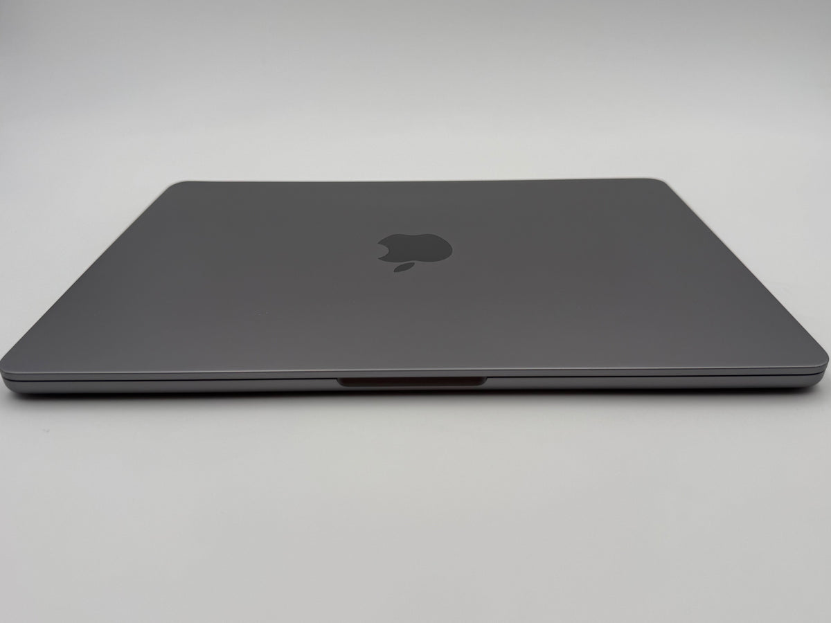 Apple MacBook Air 13" M3 (2024) - 8GB RAM - 512GB SSD - Grigio Siderale - Outlet