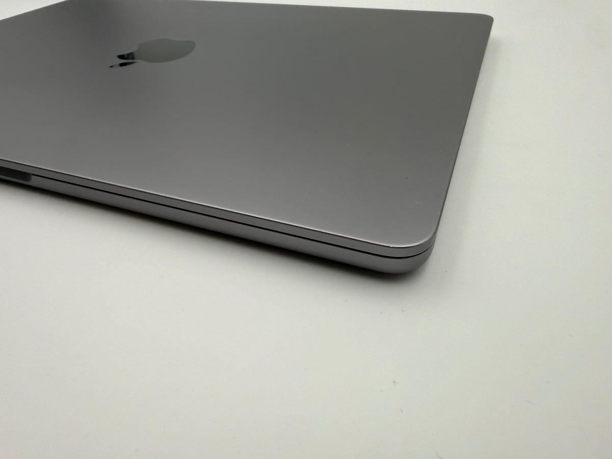 Apple MacBook Air 13" M3 (2024) - 8GB RAM - 512GB SSD - Grigio Siderale - Outlet