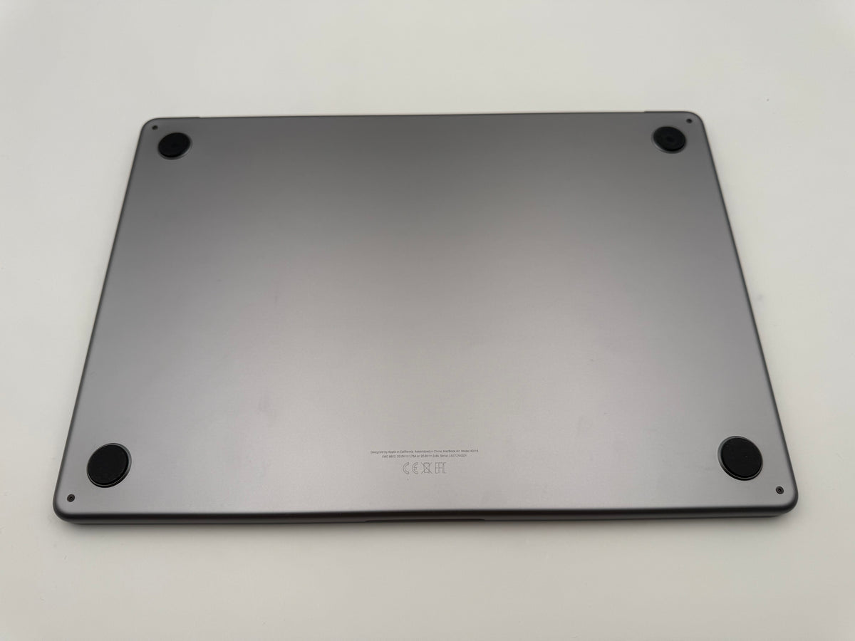 MacBook Air 13,6" 2022 Chip Apple M2 A2681 MLXW3T/A – M2 8C CPU 10C GPU – Plata