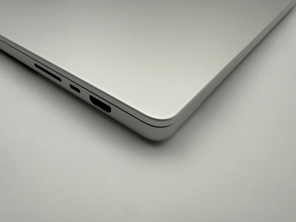 MacBook Pro de 14" 2023 Chip Apple M2 Pro A2779 MPHJ3TU/A – M2 Pro CPU de 10 núcleos GPU de 16 núcleos – Gris espacial
