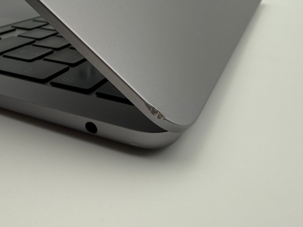 MacBook Air 13.6" M2 16GB 512GB 10-core GPU – OUTLET #02