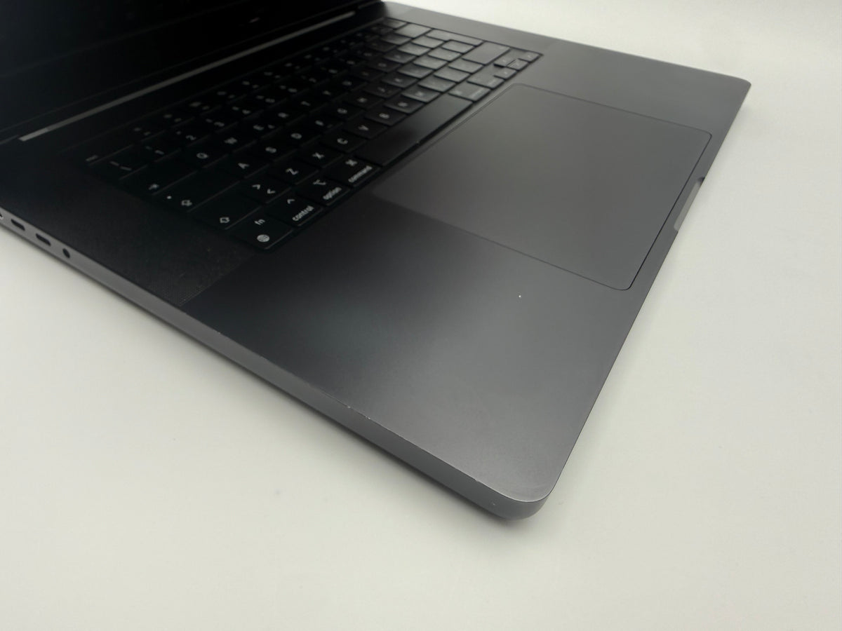 MacBook Air 13,6" 2022 Chip Apple M2 A2681 MLXW3T/A – M2 8C CPU 10C GPU – Plata