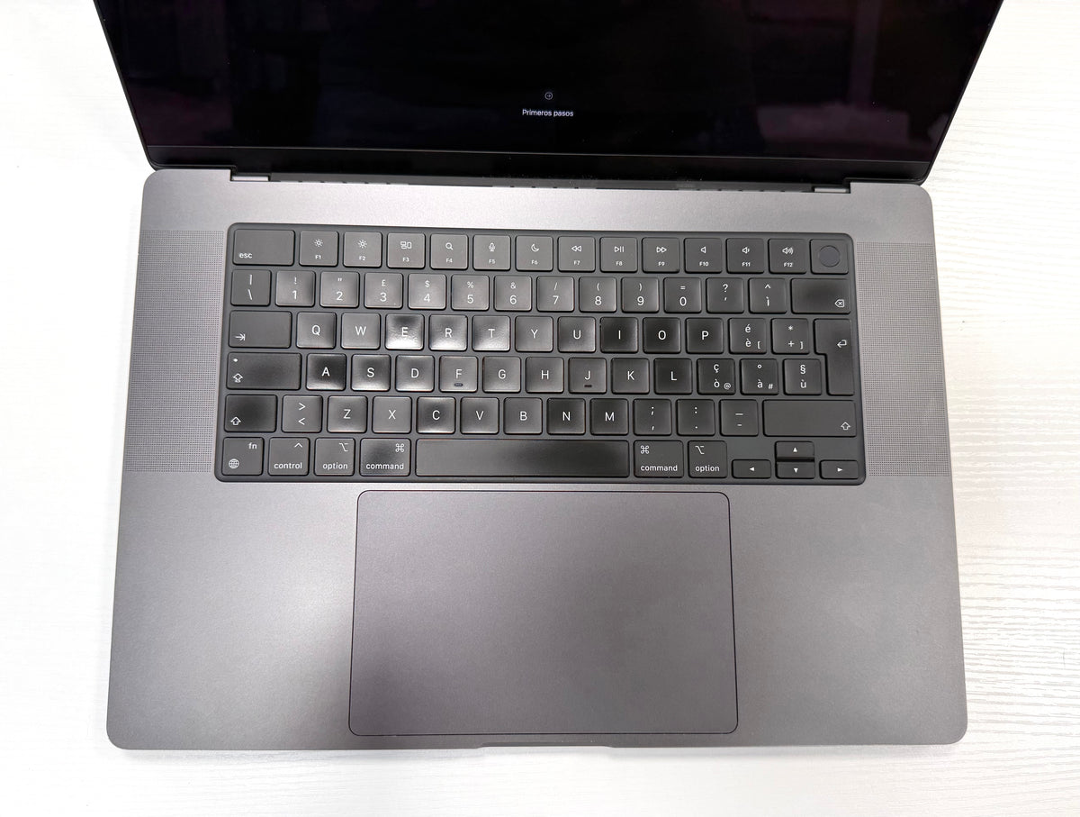 MacBook Pro 16" (fine 2023) Chip Apple M3 Max A2991 – M3 Max 16C CPU 40C GPU – Nero (Space Black)