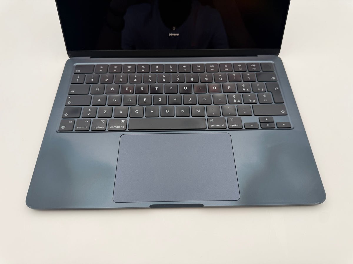 MacBook Pro 16" (finales de 2023) Chip Apple M3 Max A2991 – M3 Max 16C CPU 40C GPU – Negro espacial