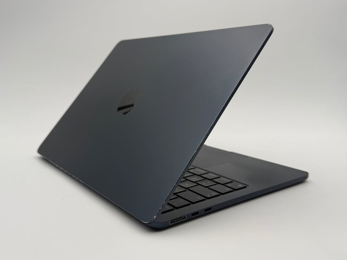 MacBook Pro 16" (finales de 2023) Chip Apple M3 Max A2991 – M3 Max 16C CPU 40C GPU – Negro espacial