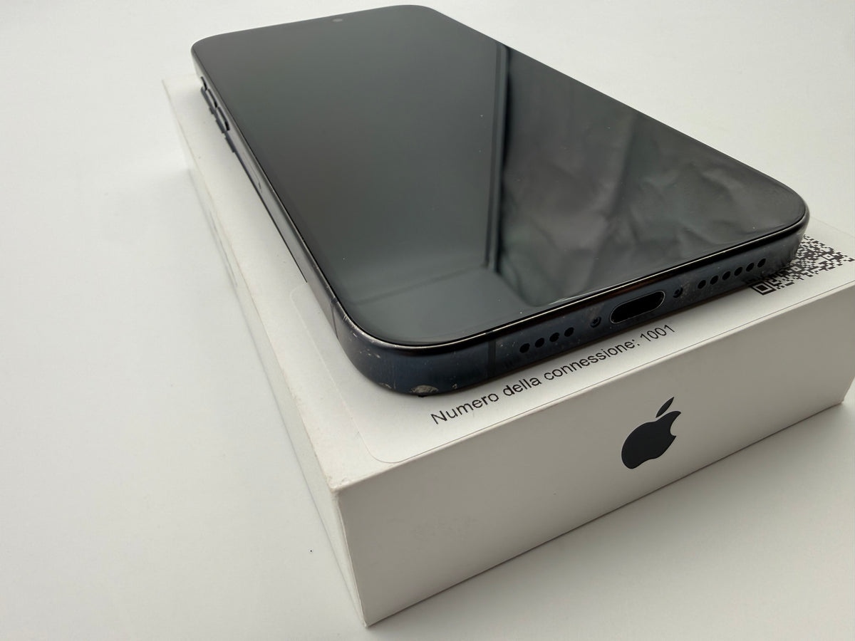 iPhone 15 Pro Max 256GB Blue Titanium – OUTLET – Batteria 88%