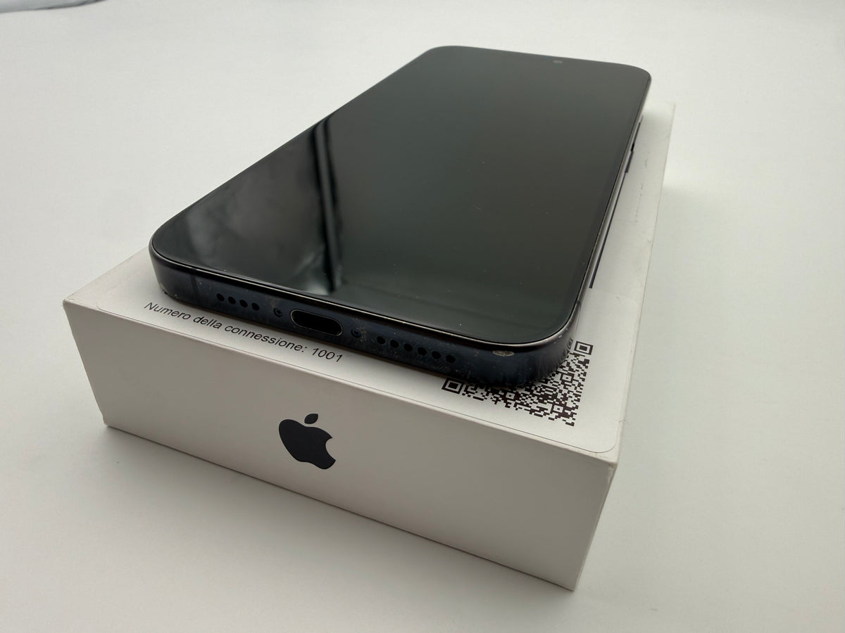iPhone 15 Pro Max 256GB Blue Titanium – OUTLET – Batteria 88%