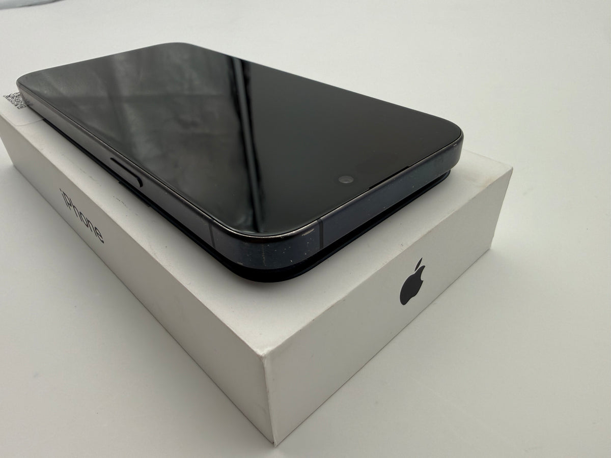 iPhone 15 Pro Max 256GB Blue Titanium – OUTLET – Batteria 88%